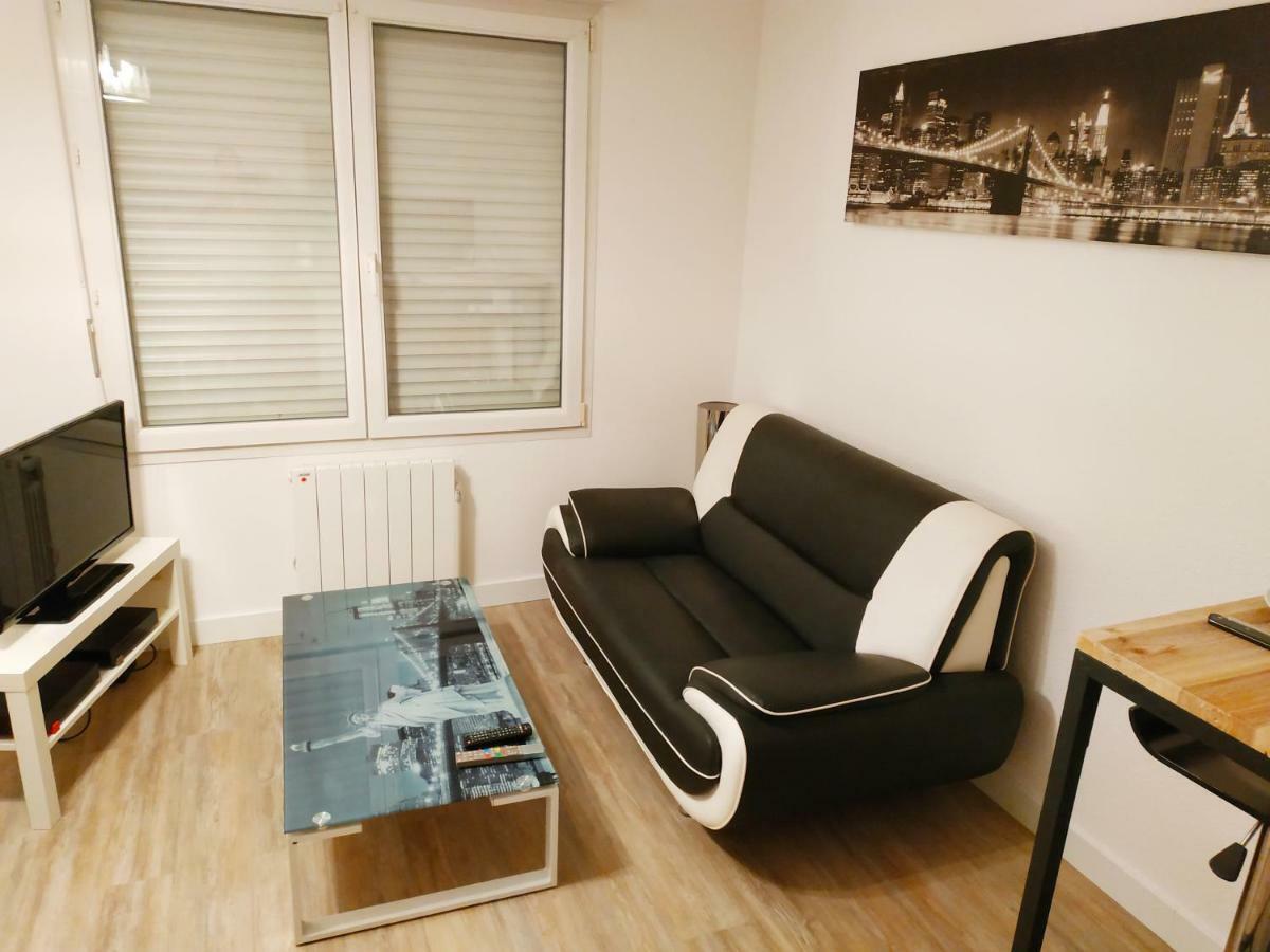 Le New York Bisontin Apartment Безансон Екстериор снимка