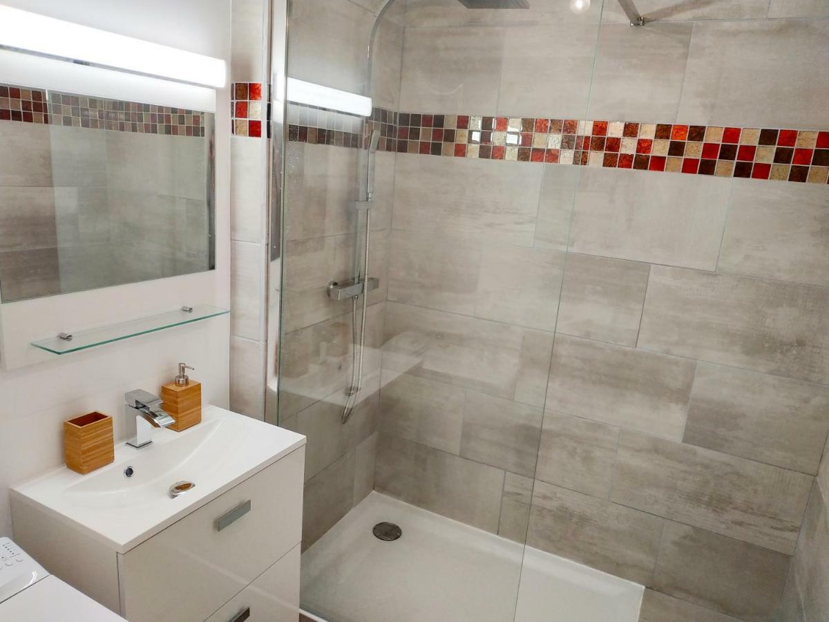 Le New York Bisontin Apartment Безансон Екстериор снимка